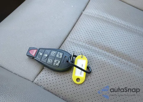 2014 Chrysler Town & Country Touring-L из США, поврежденный, VIN 2C4RC1CG8ER374284